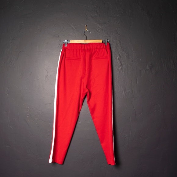 Cute Red Athletic Pants with White Stripe Sz M - Picture 3 of 7